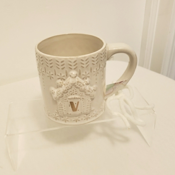 Anthropologie Snowcap Reactive-Glazed Monogram Initial V Mug Embossed NWT - Picture 1 of 7